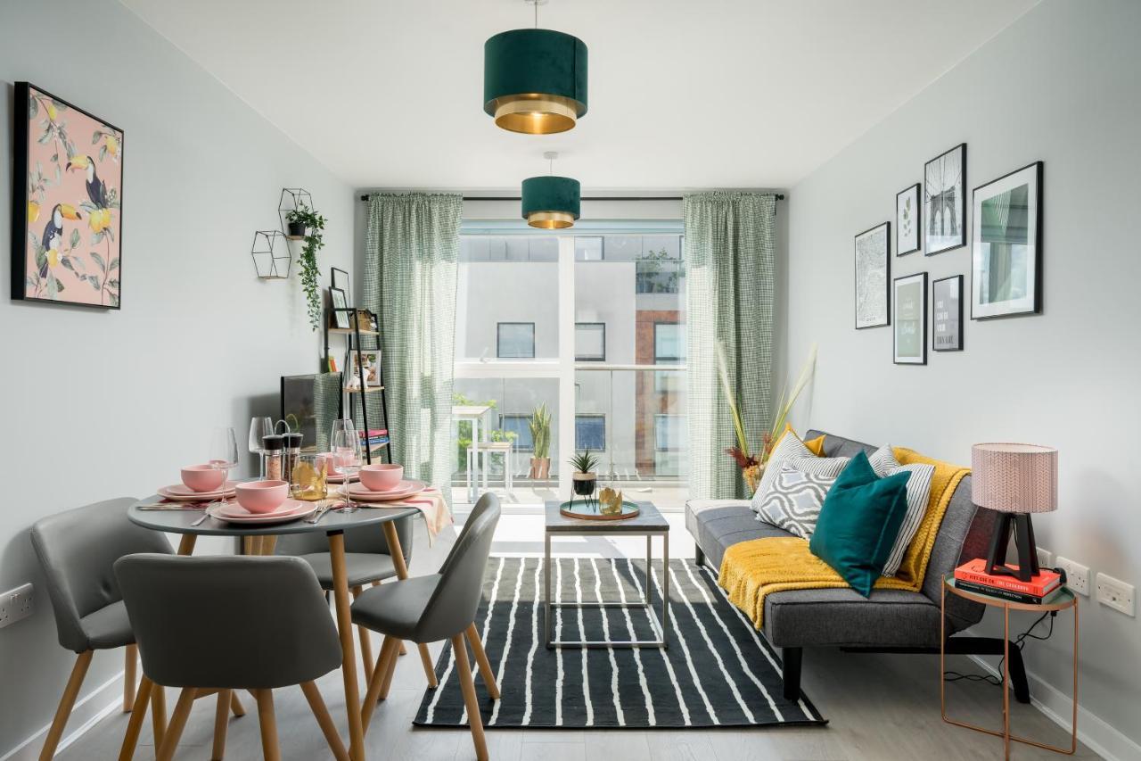 Kew Gardens Retreat Apartment ภายนอก รูปภาพ